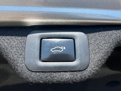 Used 2019 Lexus ES 300h w/ Accessory Package 2 FWD image 46