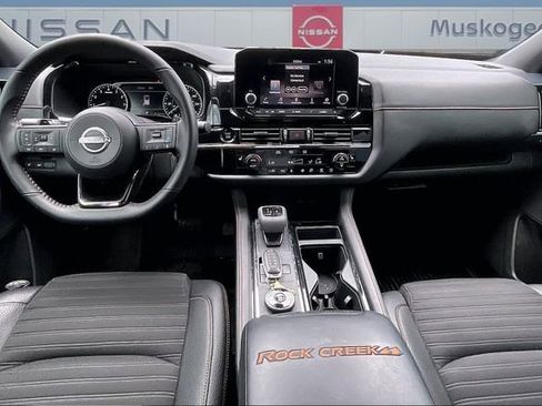 Used 2025 Nissan Pathfinder Rock Creek AWD/4WD image 7