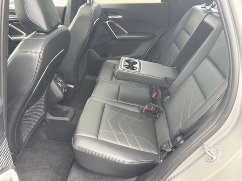 Used 2024 BMW X1 xDrive28i AWD/4WD image 15