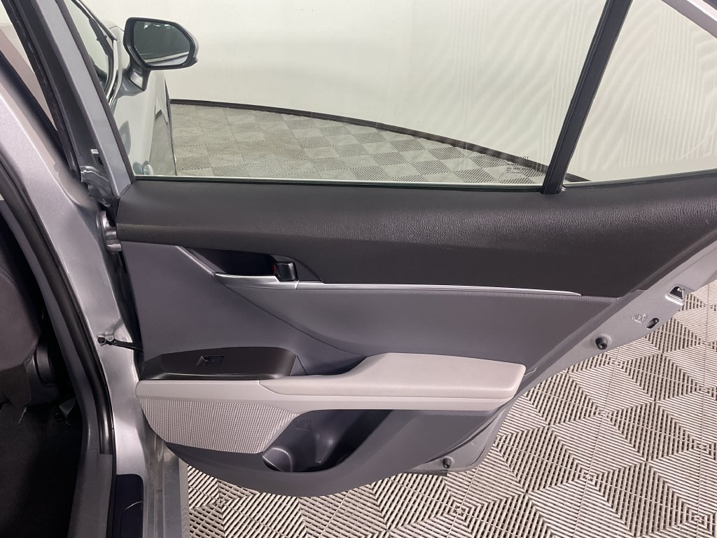Used 2024 Toyota Camry LE FWD image 21