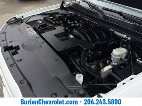 Used 2018 Chevrolet Silverado 1500 LT w/ All Star Edition image 31