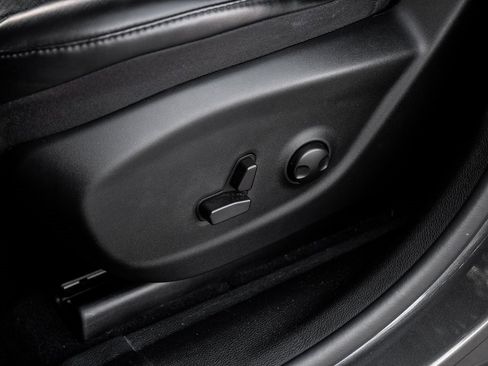 Used 2022 Jeep Cherokee Limited image 43