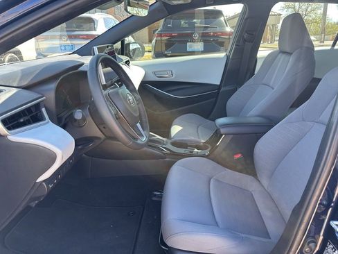 Used 2025 Toyota Corolla SE w/ SE Premium Package FWD image 12