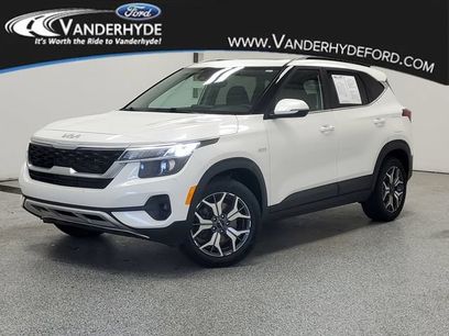Used 2022 Kia Seltos EX