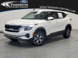 Used 2022 Kia Seltos EX AWD/4WD 360° Tour