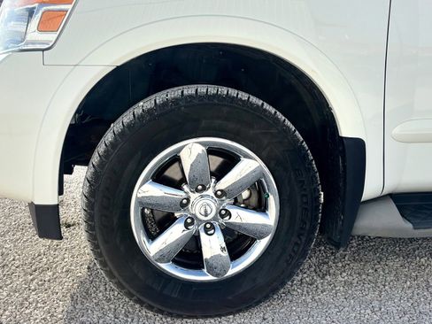 Used 2011 Nissan Armada SV image 19