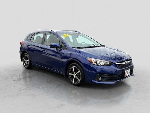 Used 2023 Subaru Impreza Premium image 3