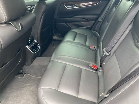 Used 2015 Cadillac XTS Luxury w/ Driver Awareness Package image 11