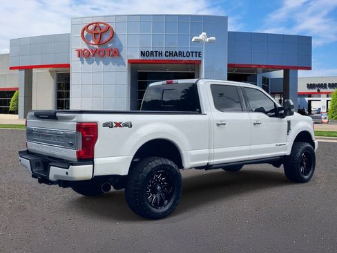 Used 2017 Ford F350 Platinum w/ Platinum Ultimate Package AWD/4WD image 6
