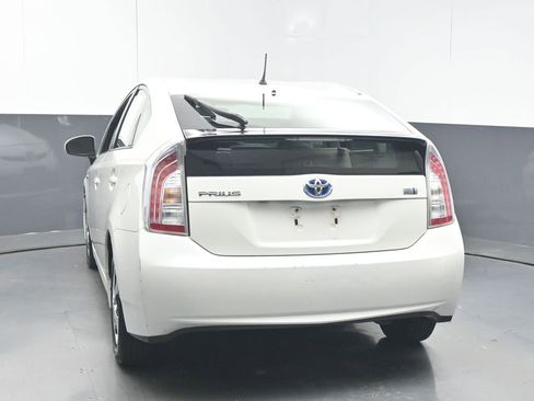 Used 2014 Toyota Prius Two FWD image 6