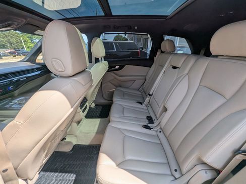 Used 2018 Audi Q7 3.0T Premium Plus w/ Premium Plus Package image 15