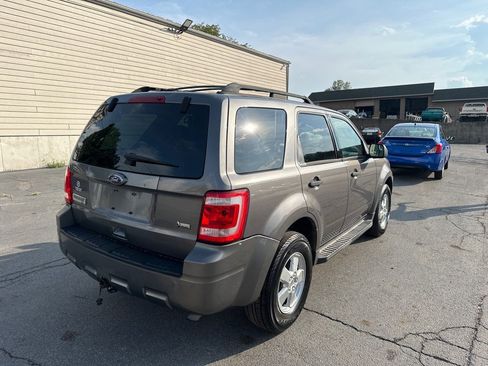 Used 2010 Ford Escape XLT image 6