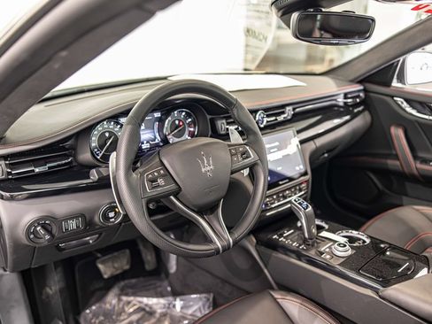 Used 2023 Maserati Quattroporte Modena Q4 AWD/4WD image 21