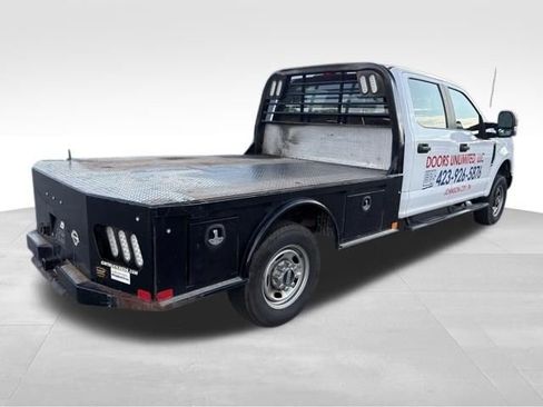 Used 2020 Ford F250 XL w/ Power Equipment Group AWD/4WD image 4