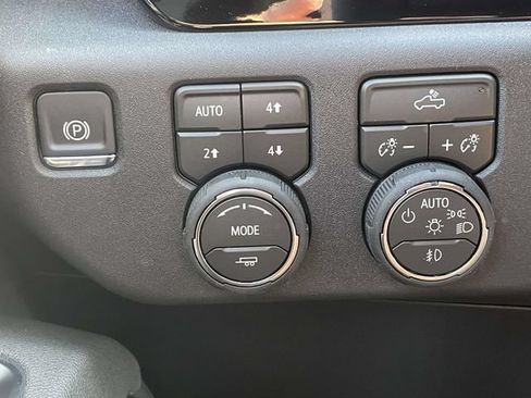 New 2026 Chevrolet Silverado 1500 RST AWD/4WD image 19