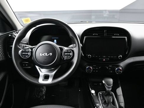 Certified 2023 Kia Soul S FWD image 19