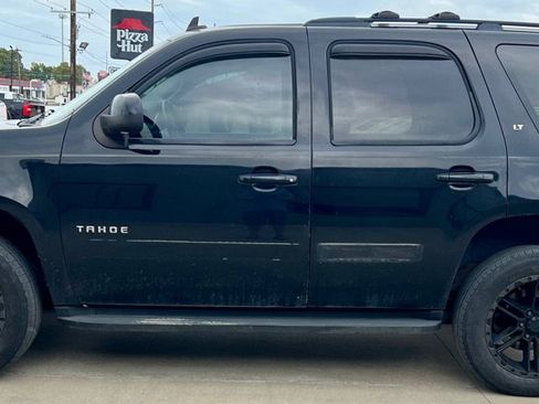 Used 2012 Chevrolet Tahoe LT w/ Luxury Package AWD/4WD image 4