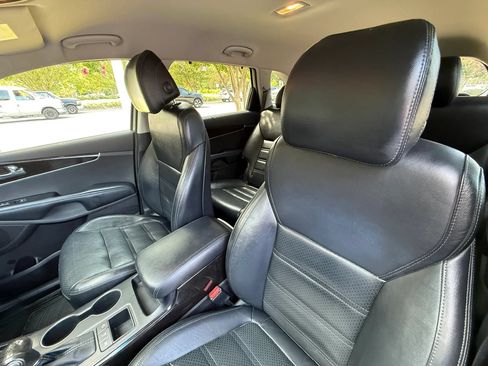 Used 2017 Kia Sorento EX AWD/4WD image 32
