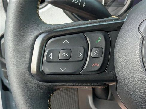 Used 2024 Jeep Wrangler Unlimited w/ Convenience Group AWD/4WD image 4