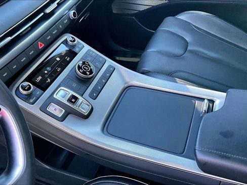 Used 2024 Hyundai Palisade Calligraphy image 18