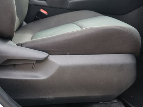 Used 2024 Toyota RAV4 XLE image 30