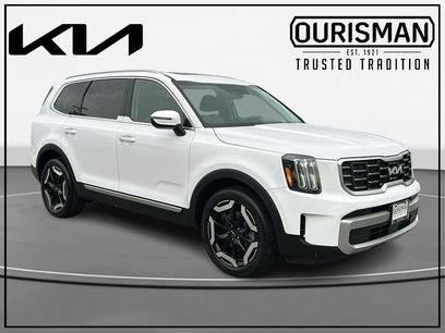 Certified 2023 Kia Telluride S w/ S Sunroof Package