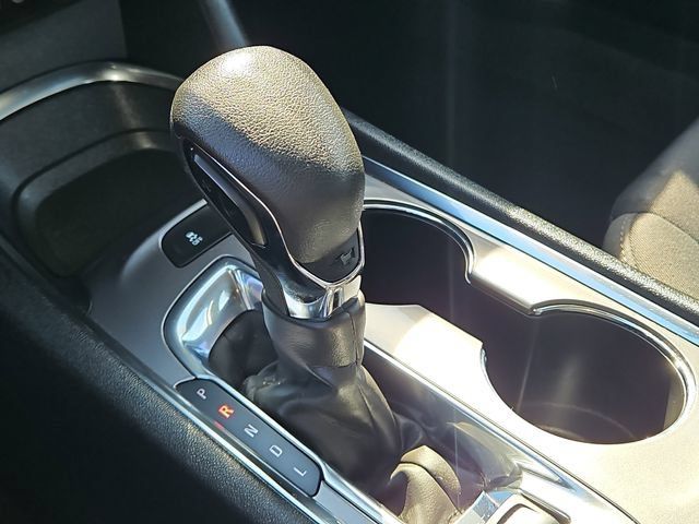 Used 2024 Chevrolet Malibu LT FWD image 32