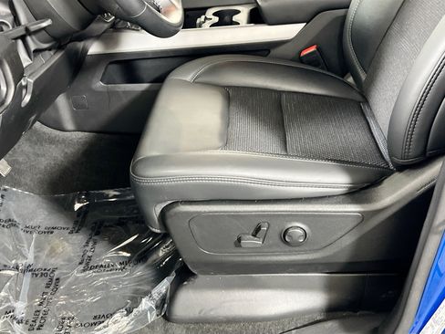 Used 2023 RAM 1500 Big Horn AWD/4WD image 18