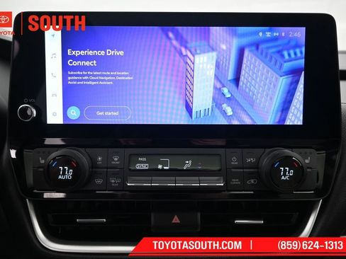 Used 2024 Toyota Grand Highlander AWD image 13