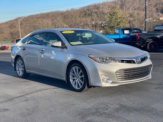 Used 2013 Toyota Avalon XLE Touring video 1