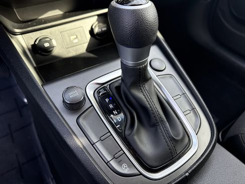 Used 2022 Hyundai Kona SEL w/ Cargo Package image 38