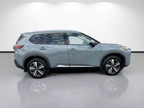 Used 2021 Nissan Rogue SL FWD image 2