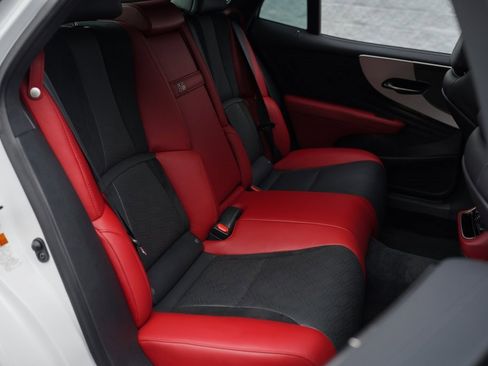 Used 2023 Lexus LS 500 F Sport image 25