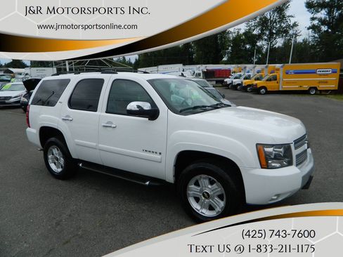 Used 2007 Chevrolet Tahoe LT w/ LT Preferred Equipment Group AWD/4WD image 1