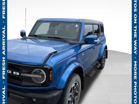 Used 2023 Ford Bronco Outer Banks AWD/4WD image 1