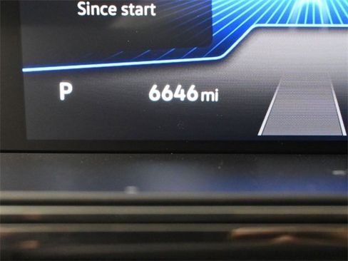 Certified 2025 Volkswagen Taos S image 18