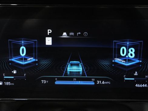 Used 2025 Hyundai Elantra Limited FWD image 16