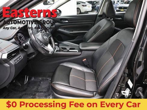 Used 2022 Nissan Altima 2.0 SR FWD image 14
