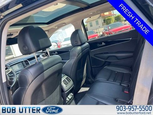 Used 2019 Kia Sorento SX w/ SX Touring Package FWD image 8
