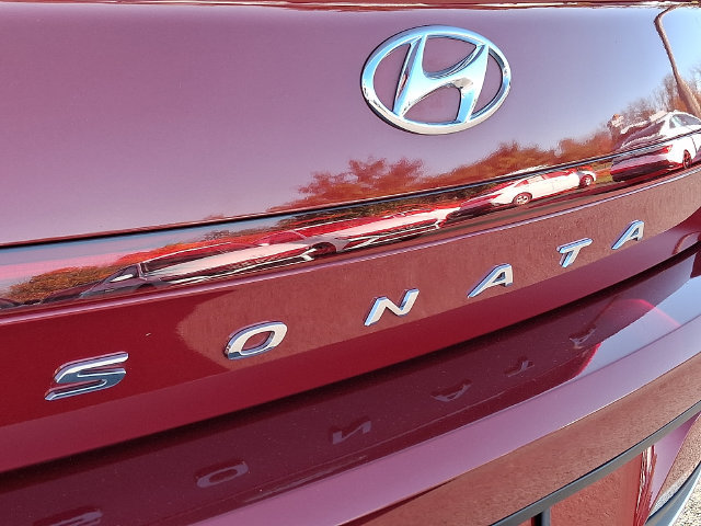 Certified 2023 Hyundai Sonata SE w/ Preferred Accessory Package FWD image 30