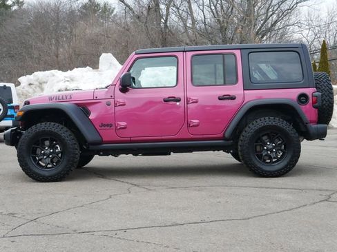 Used 2024 Jeep Wrangler Willys image 3
