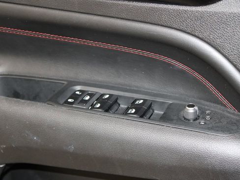 Used 2025 Jeep Compass Trailhawk image 27