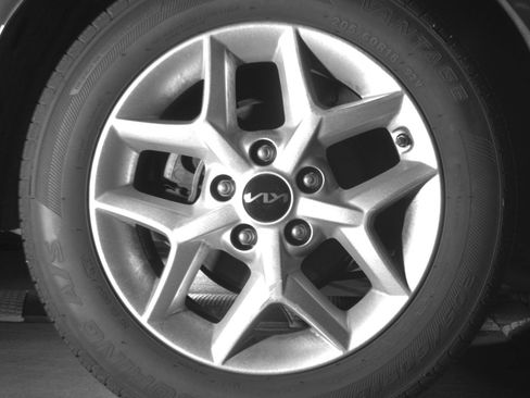 Used 2025 Kia Soul LX w/ LX Technology Package FWD image 18