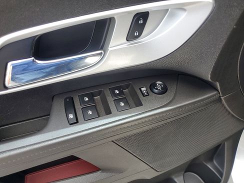 Used 2013 Chevrolet Equinox LS image 14