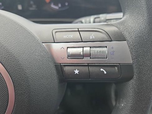 Used 2024 Hyundai Kona SE AWD/4WD image 4