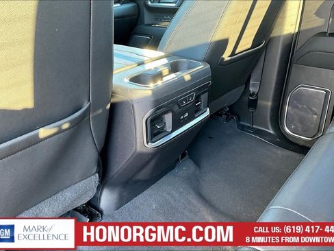 Used 2023 Chevrolet Silverado 1500 High Country w/ Technology Package image 10