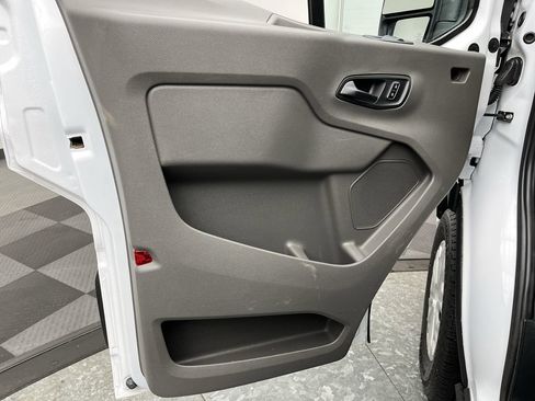 Used 2024 Ford Transit 350 XLT image 7