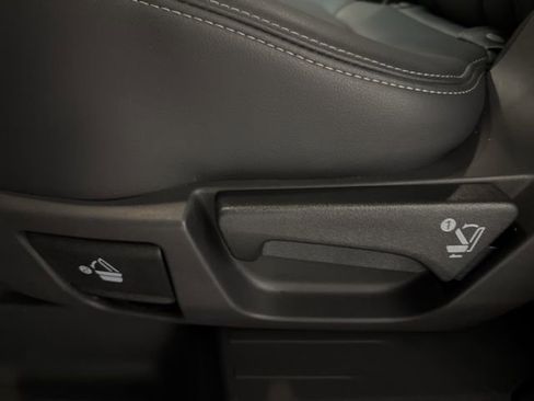 Certified 2025 Subaru Ascent Limited image 36