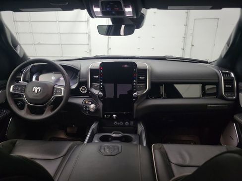 Used 2025 RAM 1500 Laramie image 11