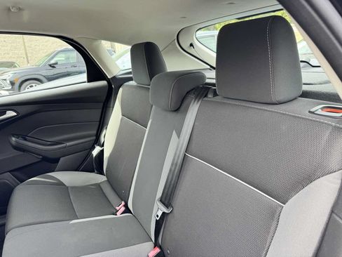 Used 2013 Ford Focus SE FWD image 31
